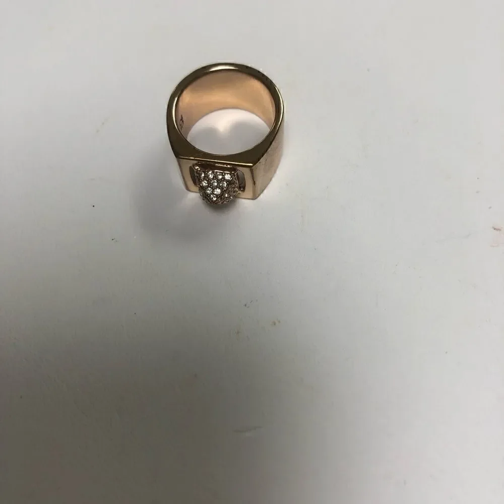 Swarovski Crystal Rhinestone Rose Gold-tone tactic Ring size 5.5